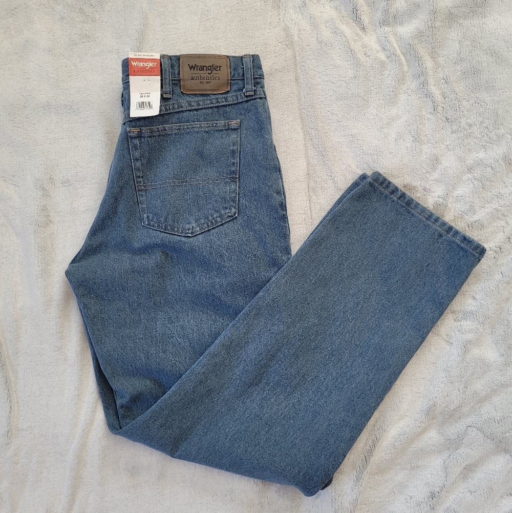 Wrangler Authentics Mens Size 35 X 32 Blue Denim Jeans Pants Style# 10ZM200SW